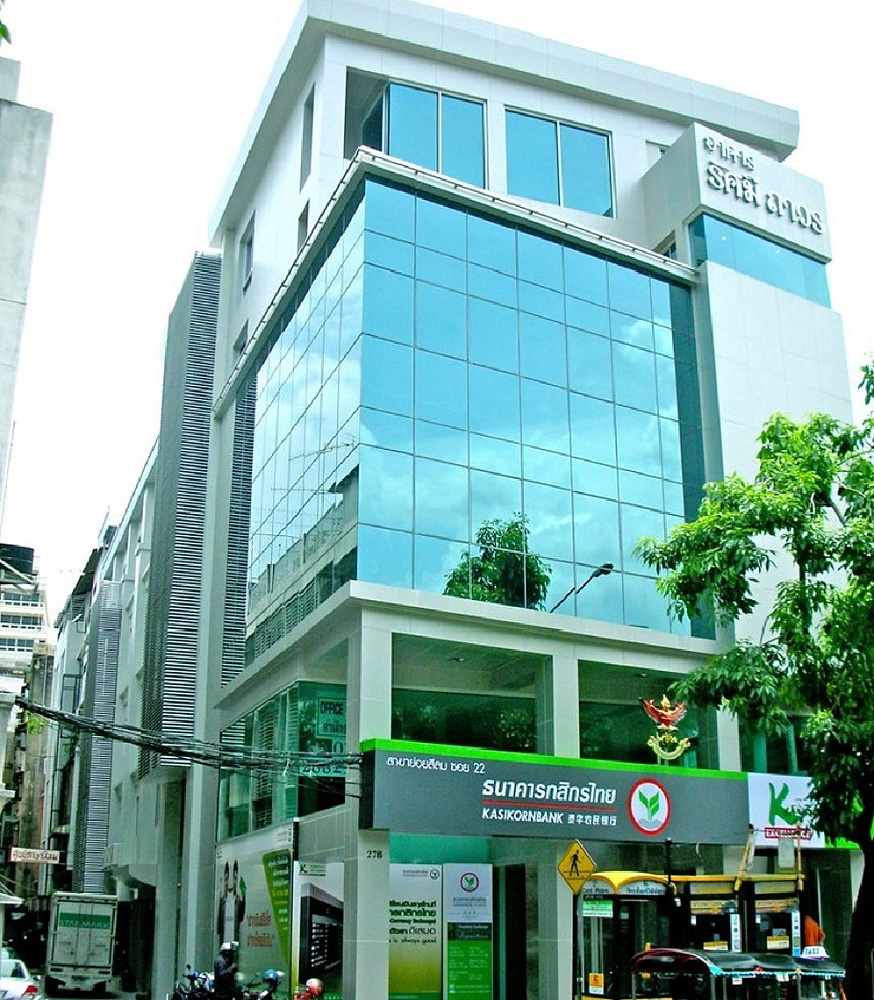  Ratsamee Building, Silom Rd, Bangrak
