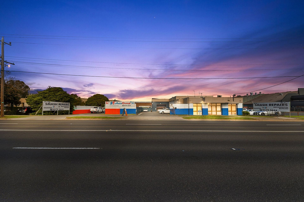  1084 Centre Road, OAKLEIGH SOUTH, VIC 3167