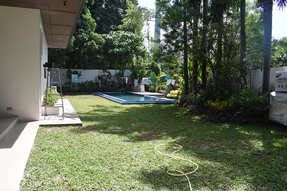 Охраняемая резиденция South Forbes Village, Barangay Forbes Park, Makati City