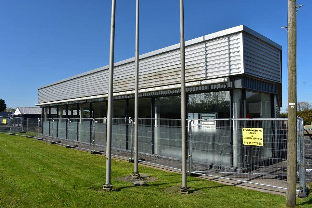  Former Car Showrooms, Slebech, Haverfordwest, SA62